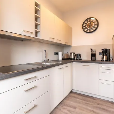 Apartment Haus Godewind 5 Mit Balkon Und Strandkorb *